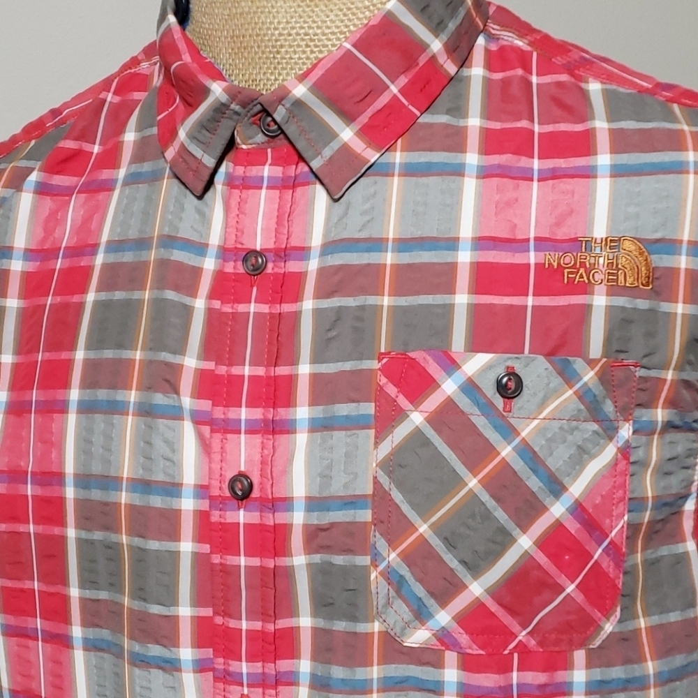 The north face red tan plaid short sleeve shirt